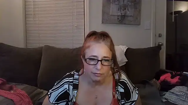 Snapshot of ImTheRealDLW chatting on December 22, 2024, 10:58 pm ImTheRealDLW online show from December 22, 2024, 10:58 pm