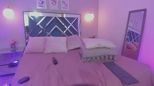 Miakhalifa 7 online show from March 2, 2025, 5:58 pm