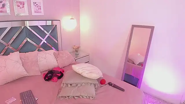 Miakhalifa 7 online show from March 10, 2025, 2:48 pm