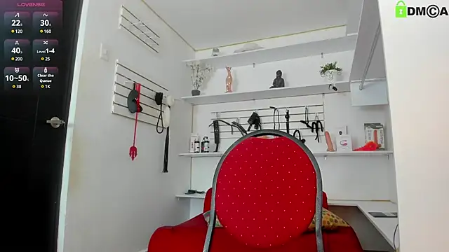 Alejandra Dunn online show from December 18, 2024, 1:12 pm