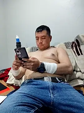 Potro23hotzen online show from April 7, 2026, 1:28 am