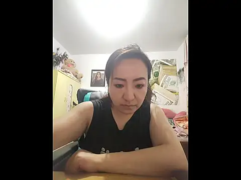 Snapshot of Xylona666 chatting on June 11, 2026, 12:36 pm Xylona666 online show from June 11, 2026, 12:36 pm