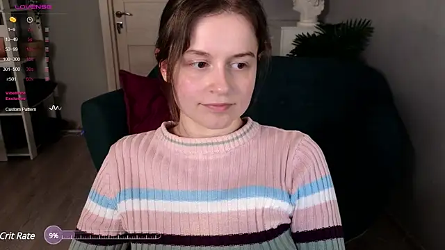Snapshot of reb_luvng chatting on December 8, 2024, 8:58 pm reb luvng online show from December 8, 2024, 8:58 pm