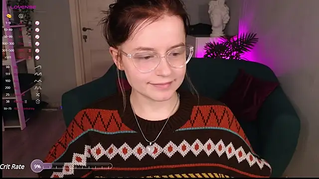 Snapshot of reb_luvng chatting on December 10, 2024, 3:01 pm reb luvng online show from December 10, 2024, 3:01 pm