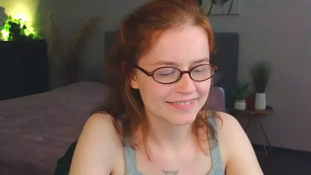 Snapshot of reb_luvng chatting on September 10, 2025, 2:17 pm reb luvng online show from September 10, 2025, 2:17 pm