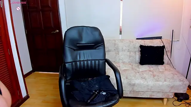 Irina bx online show from January 14, 2026, 9:09 pm