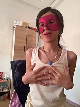 ZINA-MOROCCO online show from November 9, 2025, 1:20 pm