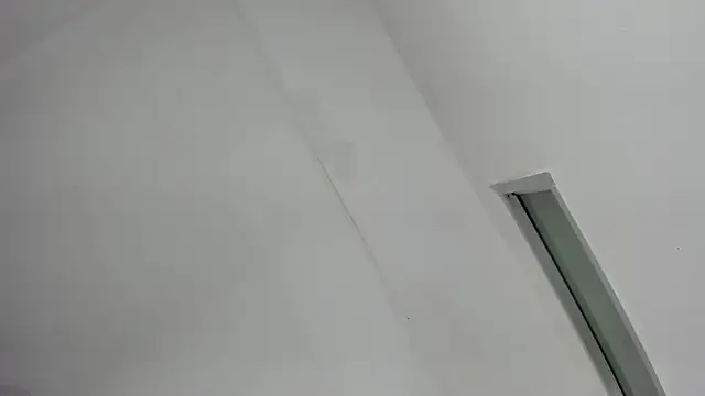 Oriana Guzman online show from September 19, 2025, 10:10 pm