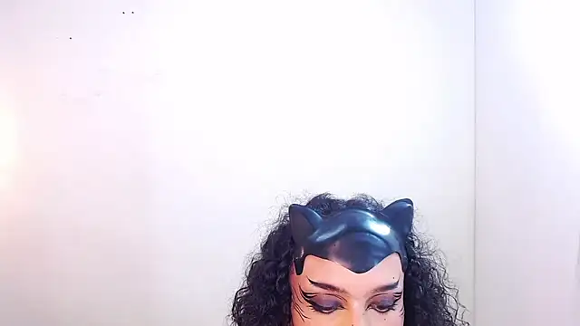 Foxy Ella  online show from October 31, 2025, 3:24 pm