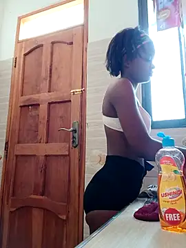 hotgal1112 online show from February 6, 2026, 8:18 am