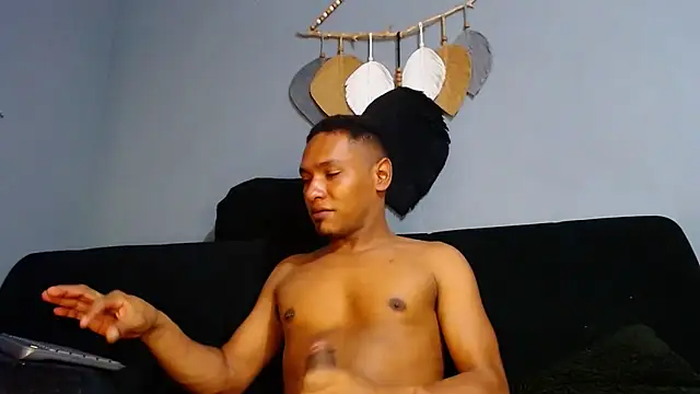 Grandeygruesa1 online show from January 8, 2025, 8:39 pm