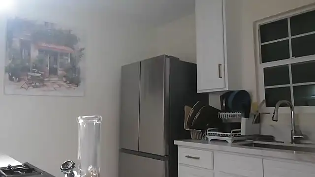 NatalieKneals online show from December 4, 2025, 2:43 am