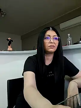 Milf Abigail online show from February 10, 2025, 5:47 am