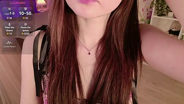 LeraKit online show from April 25, 2026, 3:53 pm