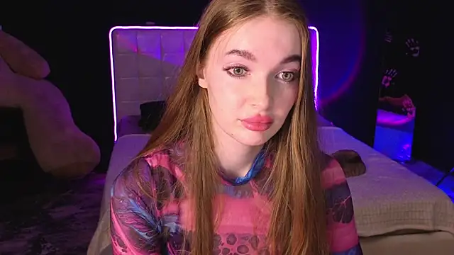 LissaCain online show from November 18, 2025, 9:25 am