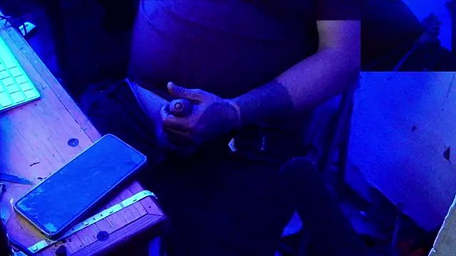 AlanDickson online show from February 15, 2026, 7:54 pm