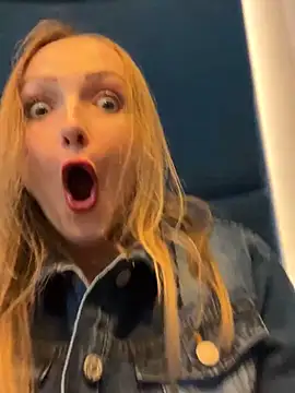 LadyTatiana Madam online show from October 18, 2025, 1:45 pm