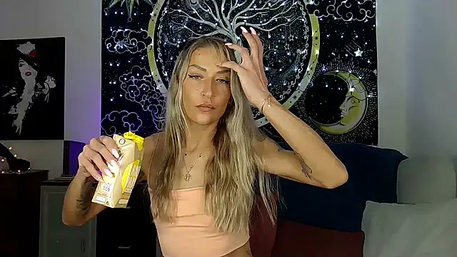 SexxyLiviaa online show from February 18, 2025, 4:04 am