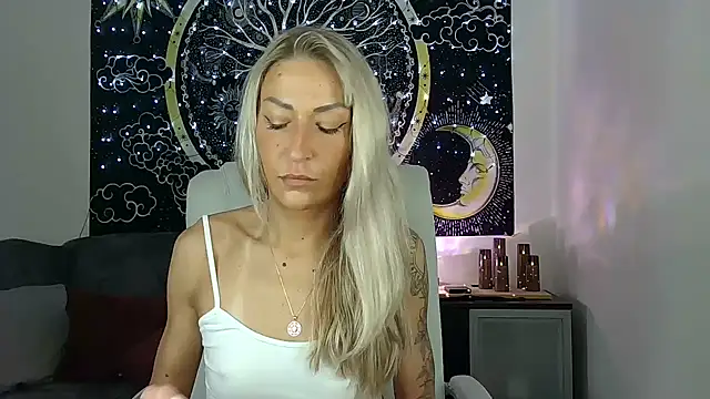 SexxyLiviaa online show from March 22, 2025, 5:28 am