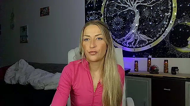 SexxyLiviaa online show from October 28, 2025, 12:36 am