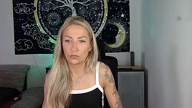 SexxyLiviaa online show from June 2, 2026, 3:41 am