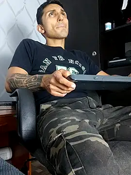 Marck Muscle online show from March 8, 2025, 3:28 am