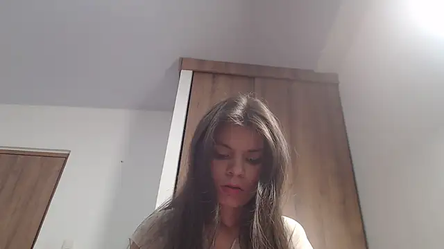 Karla sweed online show from December 19, 2025, 10:39 pm