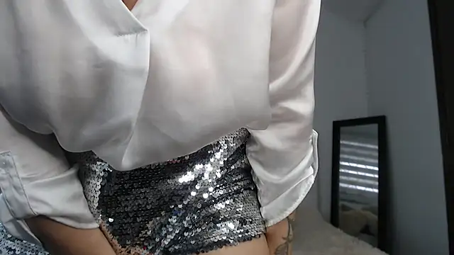 Ingridbergman online show from February 24, 2025, 1:31 pm