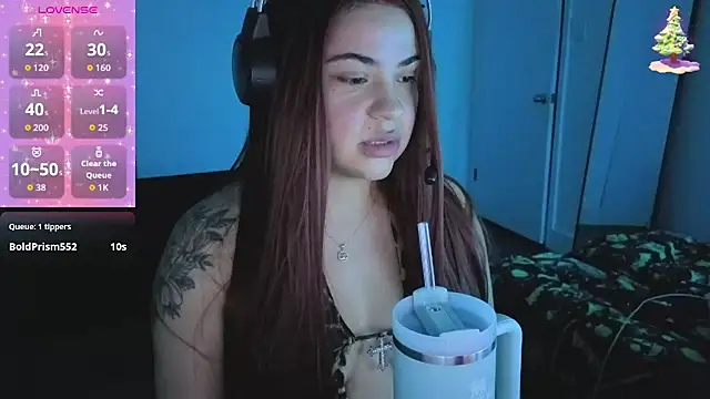 MelSaunders online show from April 22, 2026, 1:08 am