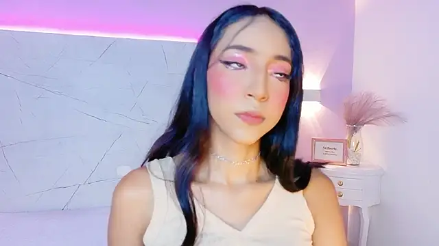 AbrilBrent online show from November 21, 2025, 7:23 pm