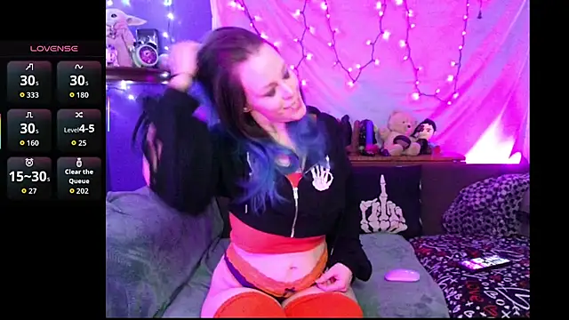 Snapshot of EverlyEster chatting on November 8, 2025, 3:07 am EverlyEster online show from November 8, 2025, 3:07 am