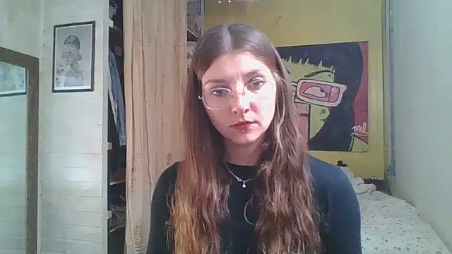 SweetyBabyDemon online show from May 27, 2026, 5:21 pm