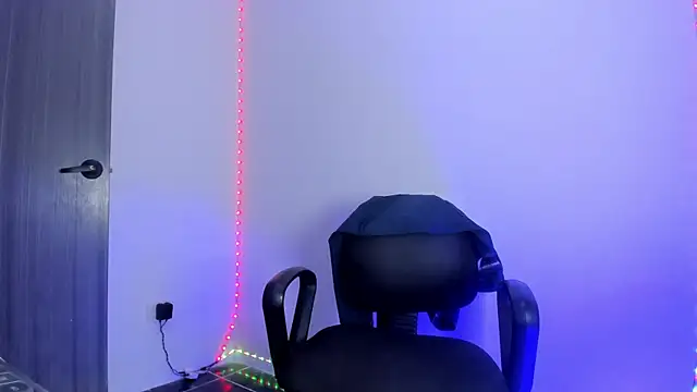 Snapshot of Master_Rimay chatting on October 11, 2025, 12:10 am Master Rimay online show from October 11, 2025, 12:10 am