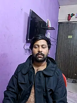 GlassBarge9 online show from January 24, 2025, 5:21 pm