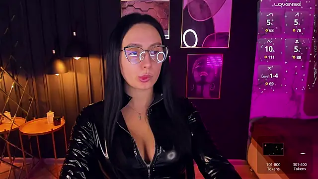 Snapshot of Christy_Calypso chatting on December 2, 2024, 11:07 pm Christy Calypso online show from December 2, 2024, 11:07 pm