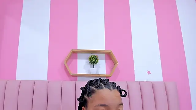 ISABELLA 020 online show from February 14, 2025, 10:28 am