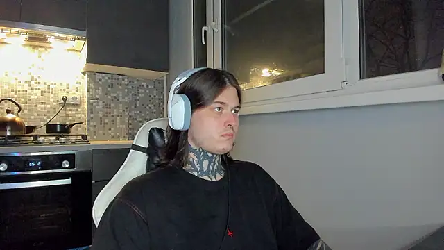  torfin  online show from December 1, 2024, 11:36 pm