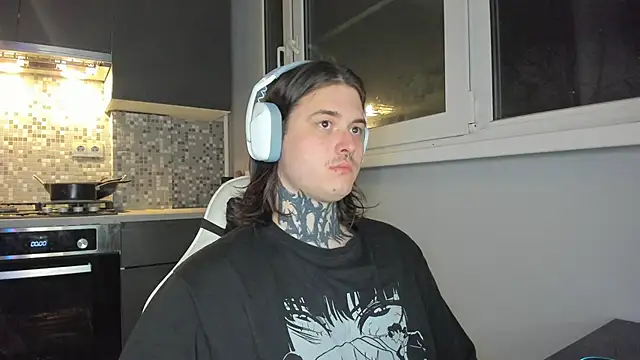  torfin  online show from December 12, 2024, 11:25 pm