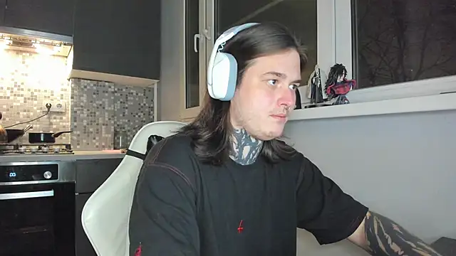  torfin  online show from March 6, 2025, 3:02 am