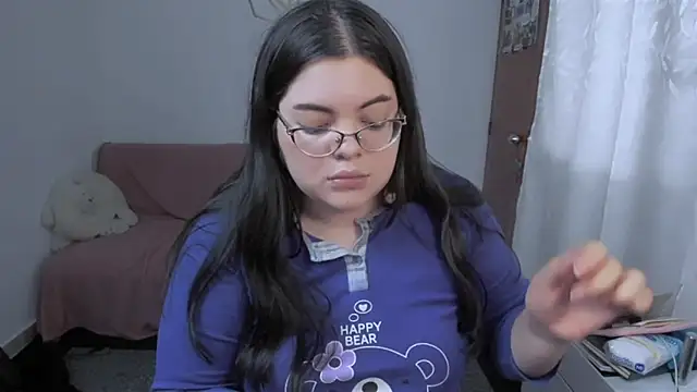 Aria Fullbuster online show from December 19, 2025, 8:27 pm