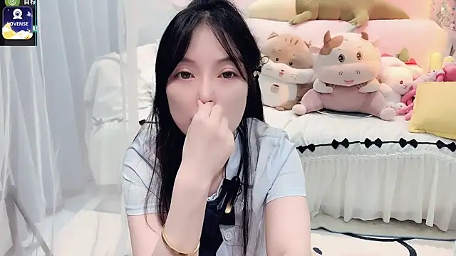 AKiKi711 online show from September 13, 2025, 4:51 pm