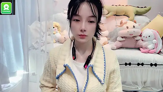 AKiKi711 online show from November 2, 2025, 4:26 am