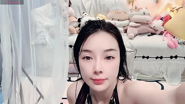 Snapshot of AKiKi711 chatting on July 17, 2026, 4:52 am AKiKi711 online show from July 17, 2026, 4:52 am