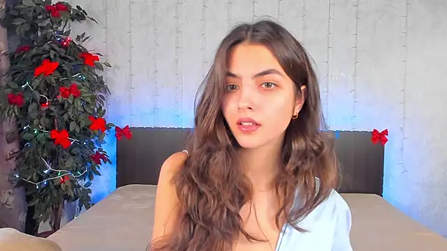 Snapshot of Milana_Crystal_ chatting on December 30, 2024, 11:15 am Milana Crystal online show from December 30, 2024, 11:15 am