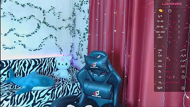 Sidney blush online show from March 19, 2025, 4:03 am