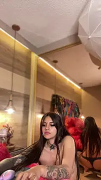 Cori Paige online show from December 16, 2025, 10:31 am