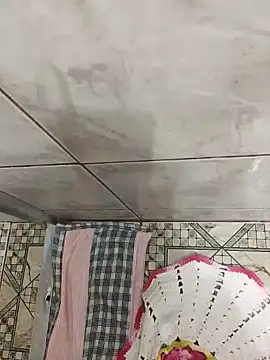 Adee21e online show from November 16, 2025, 3:56 am