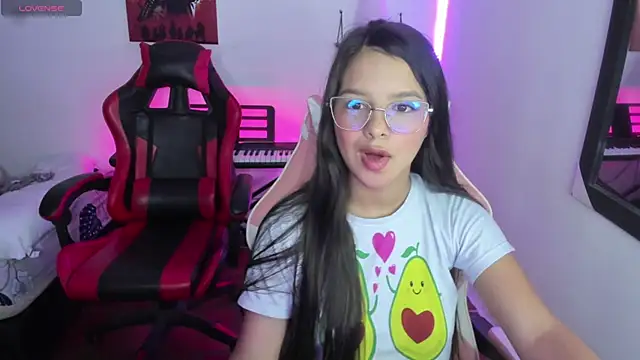 jessi and boy online show from March 3, 2026, 3:18 pm