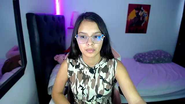 jessi and boy online show from May 21, 2026, 7:10 pm