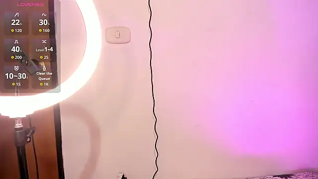 Kylie2211 online show from November 20, 2025, 5:29 am